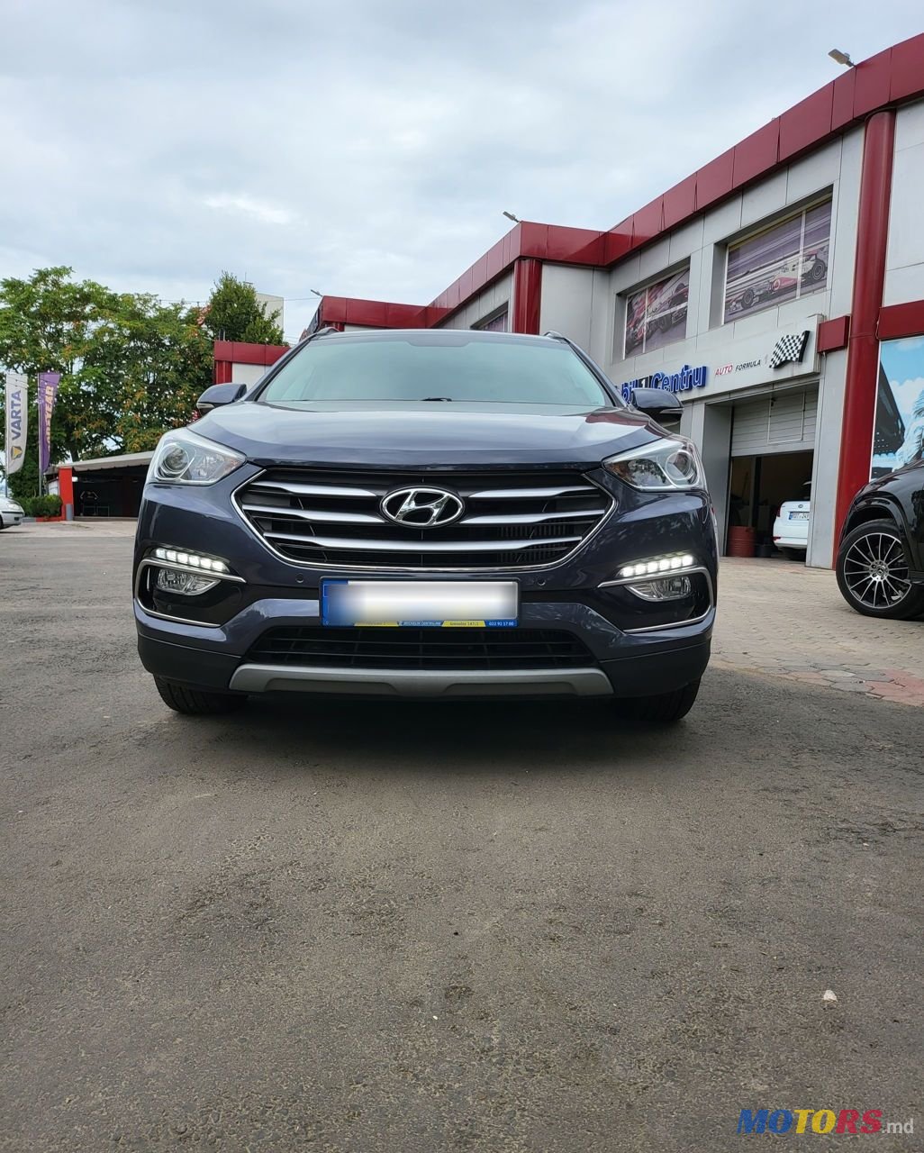 2017' Hyundai Santa Fe photo #1