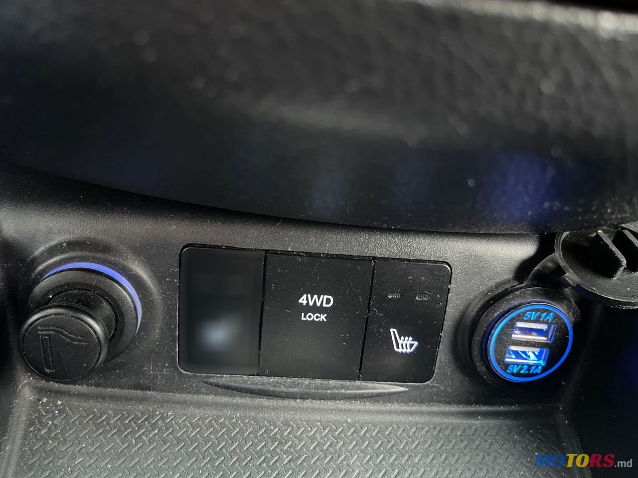 2008' Hyundai Santa Fe photo #5