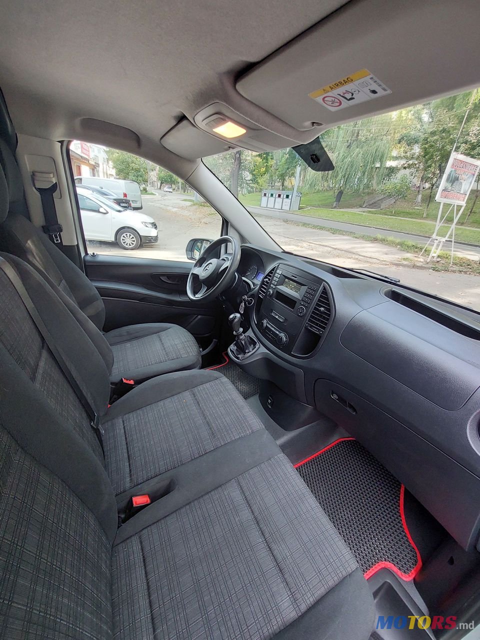 2019' Mercedes-Benz Vito photo #5