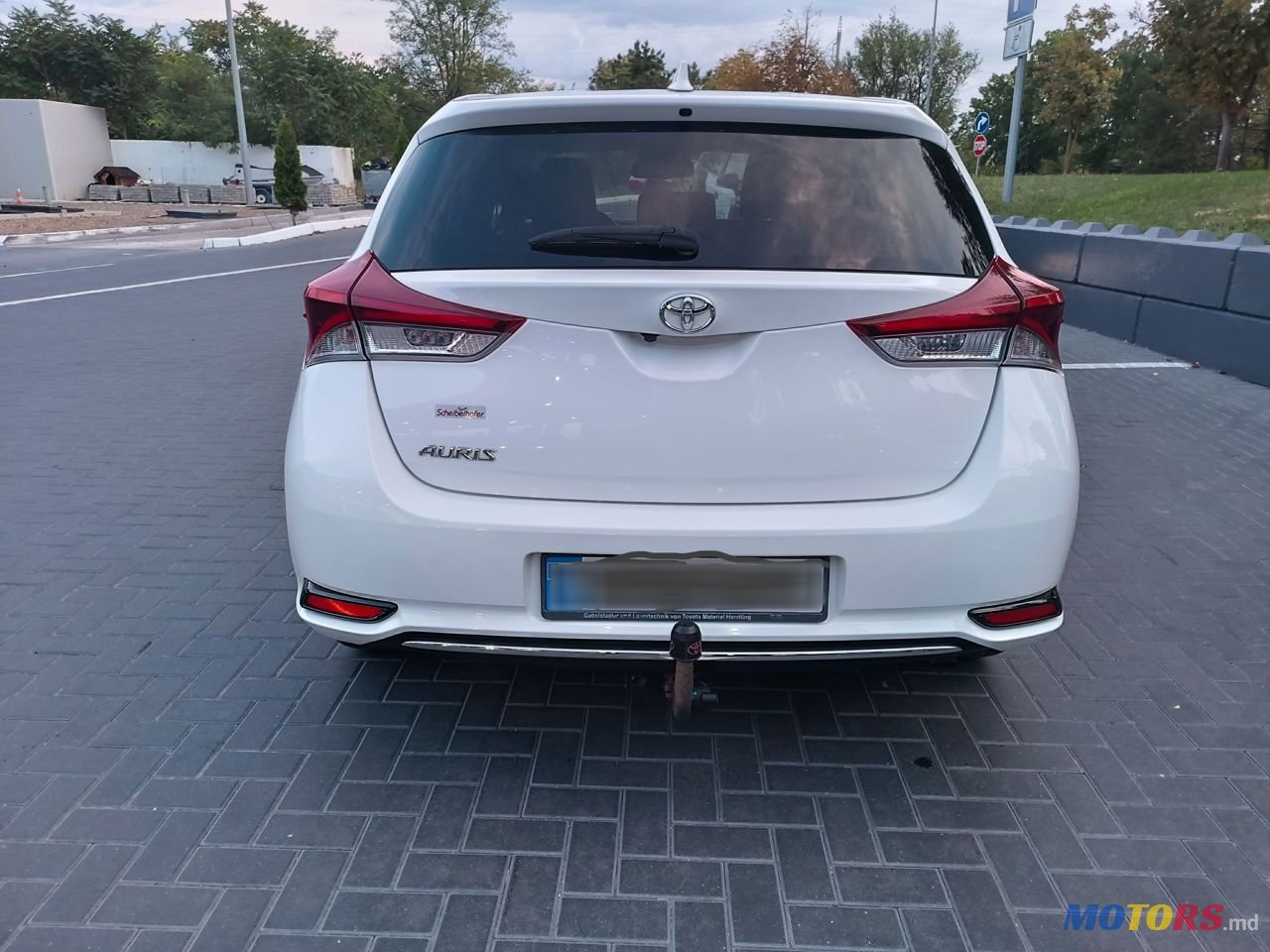 2017' Toyota Auris photo #6