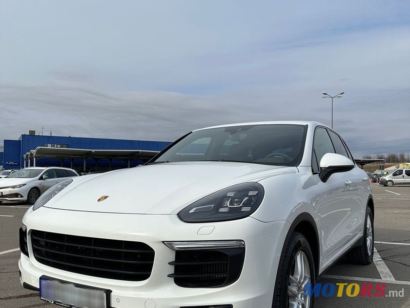 2016' Porsche Cayenne photo #1