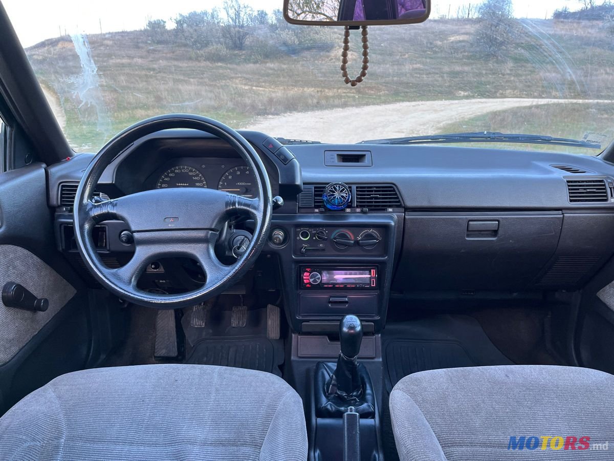 1991' Mitsubishi Lancer photo #6