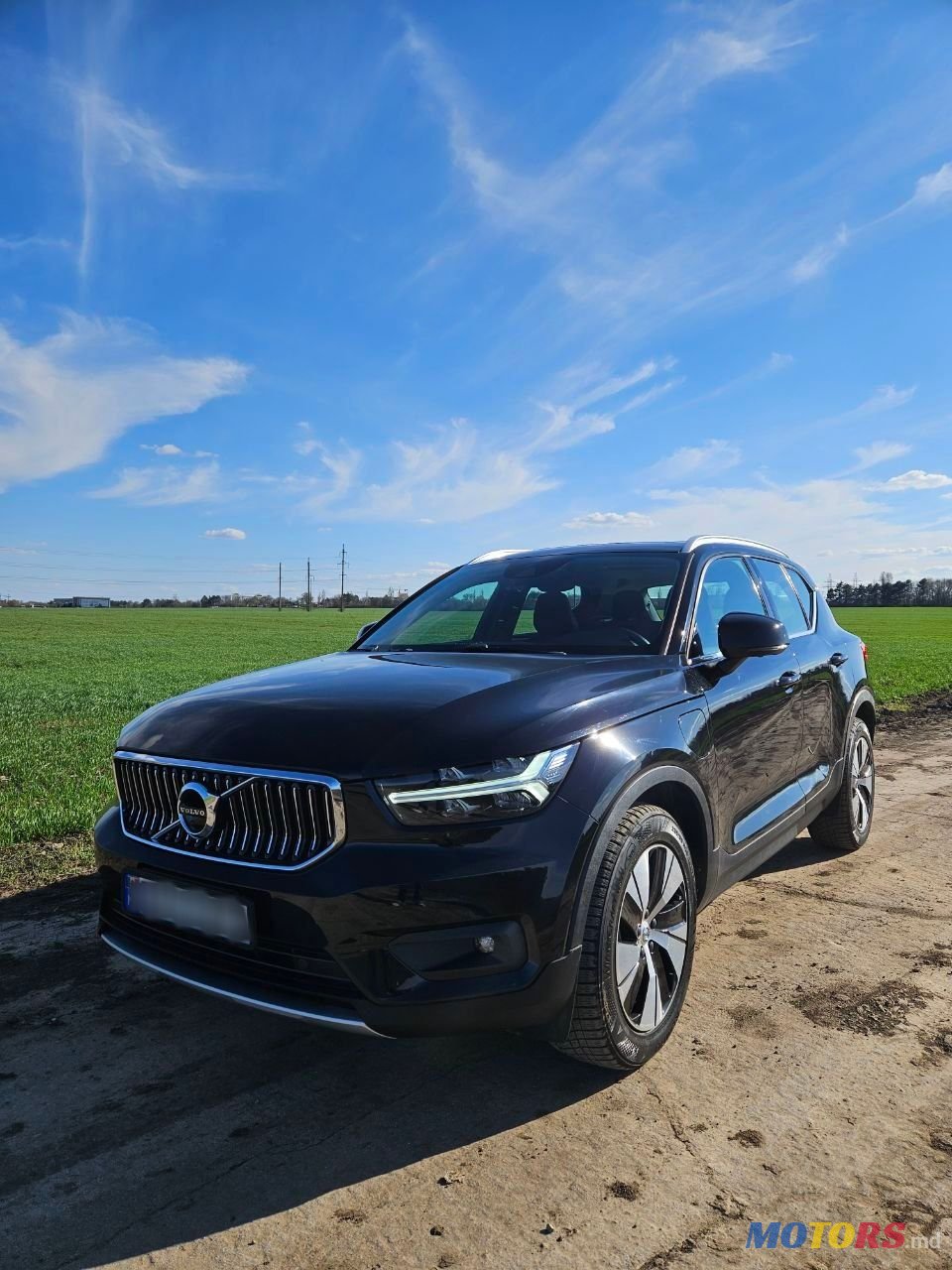 2021' Volvo XC40 photo #1