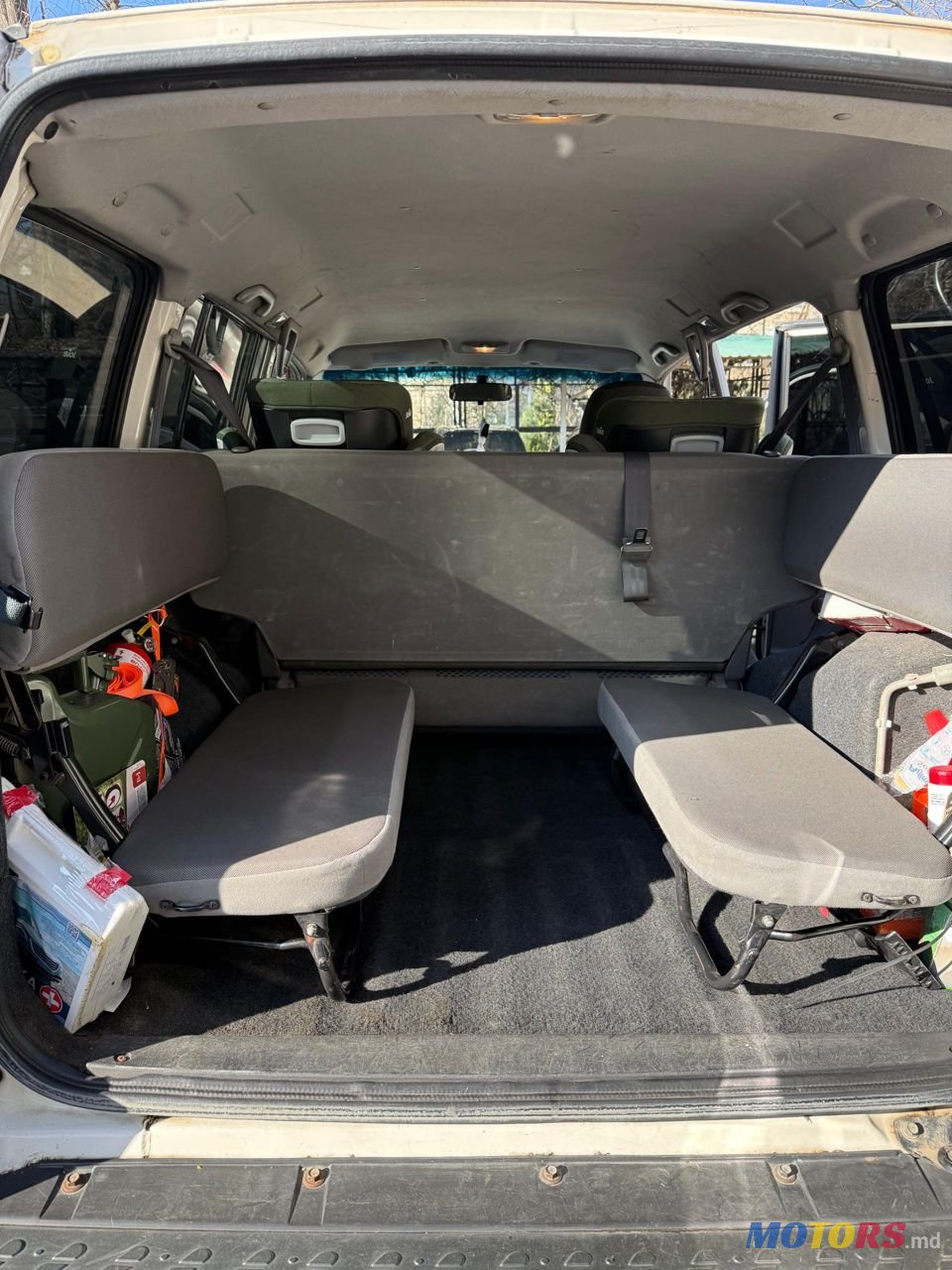 2005' Mitsubishi Pajero photo #3