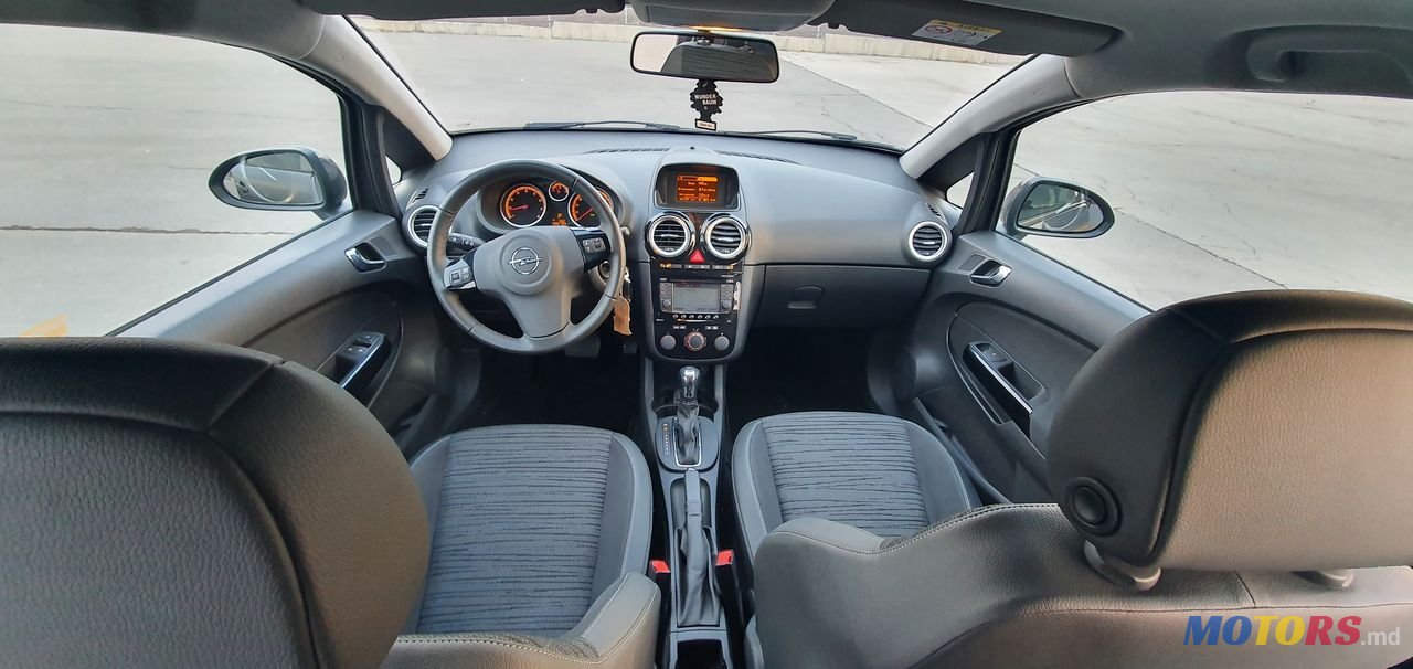 2014' Opel Corsa photo #6