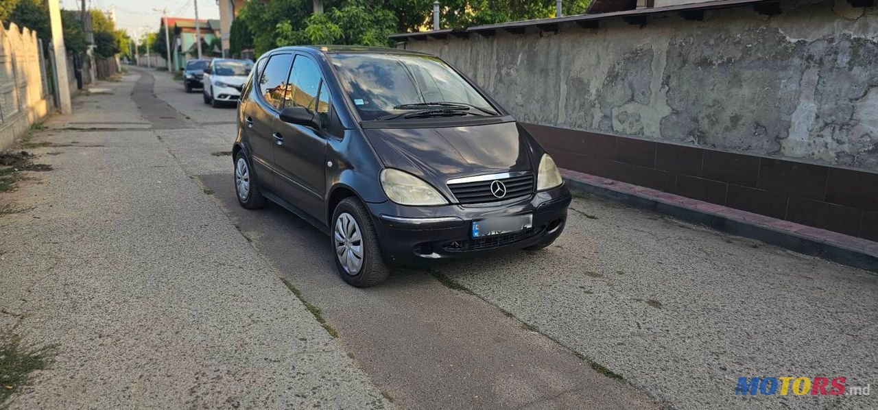 2001' Mercedes-Benz A-Class photo #2