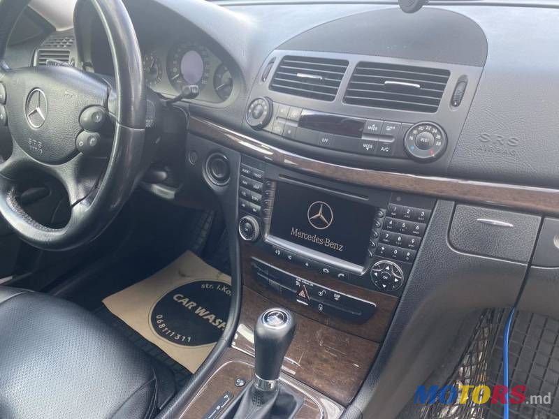 2008' Mercedes-Benz E photo #1