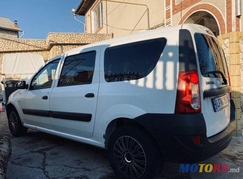 2007' Dacia Logan Mcv photo #1