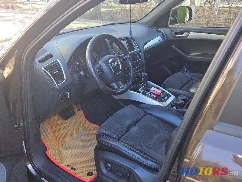 2011' Audi Q5 photo #4