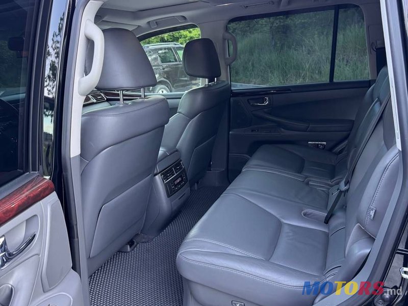 2010' Lexus Lx Series photo #6