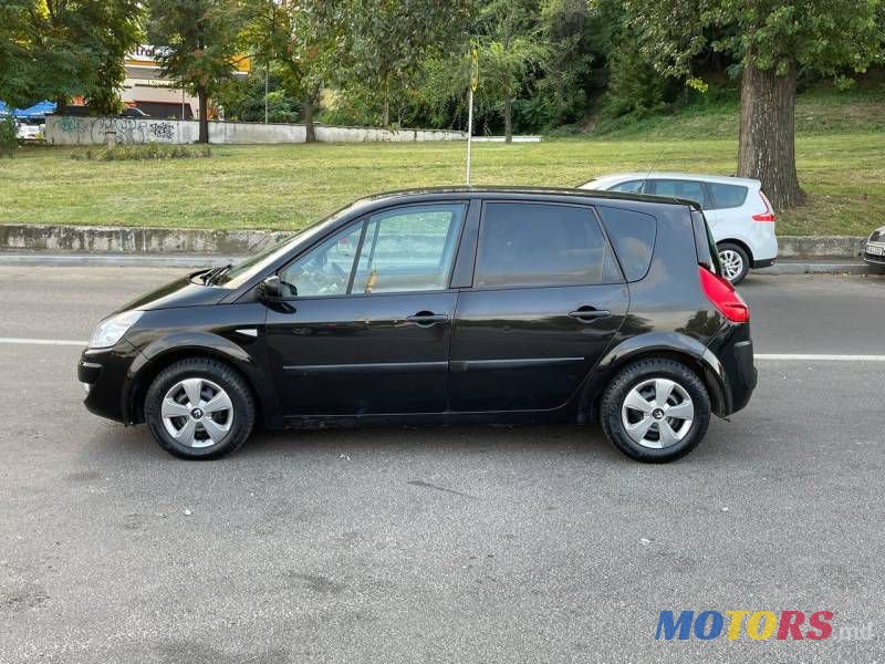 2008' Renault Scenic photo #5
