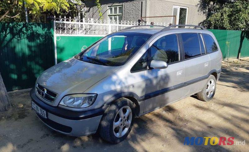 2004' Opel Zafira photo #2
