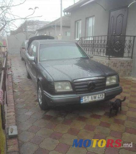 1991' Mercedes-Benz 124 photo #2