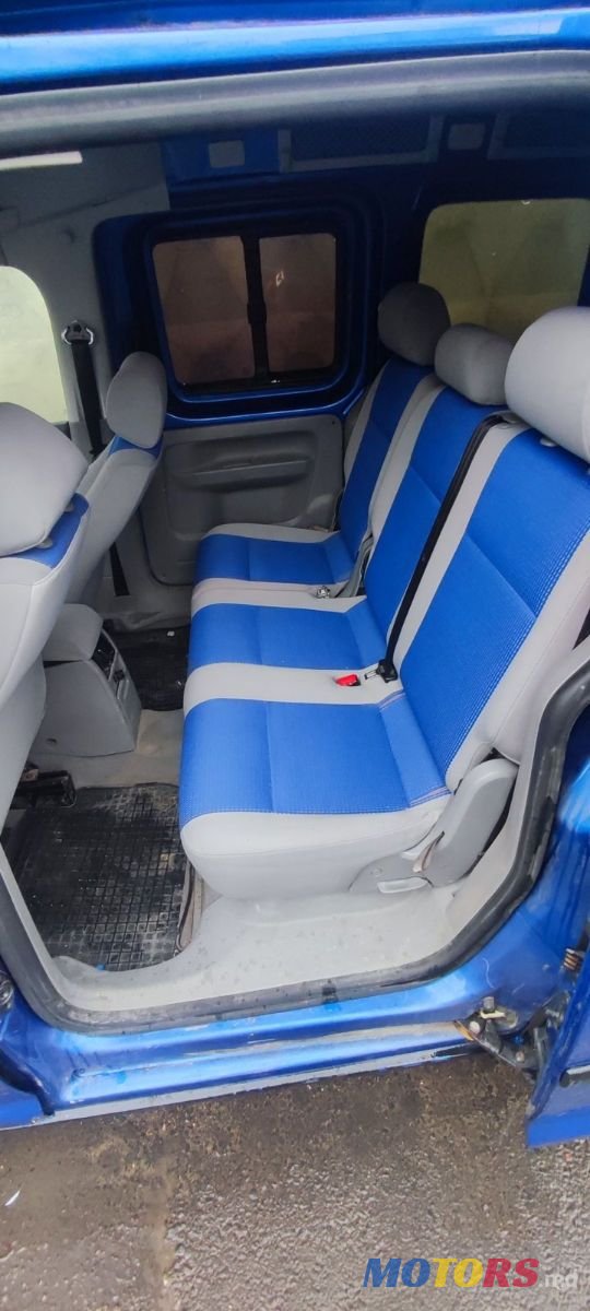 2005' Volkswagen Caddy photo #3