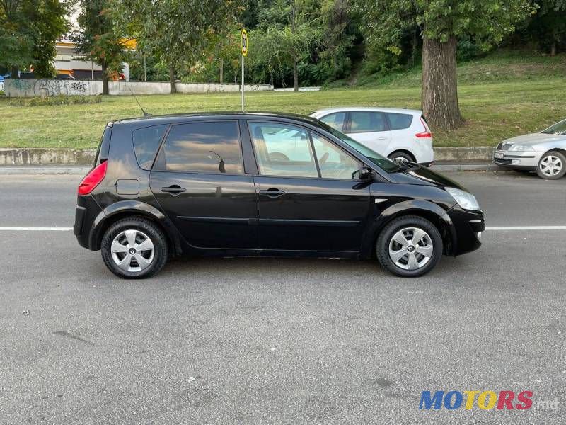 2008' Renault Scenic photo #4