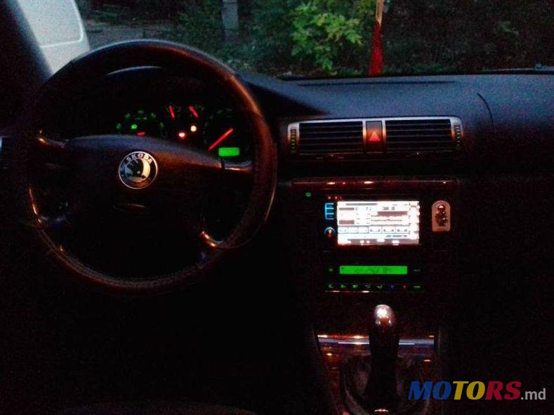 2004' Skoda Superb photo #3