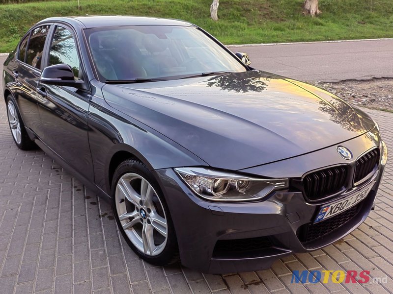 2013' BMW 3 Series photo #5
