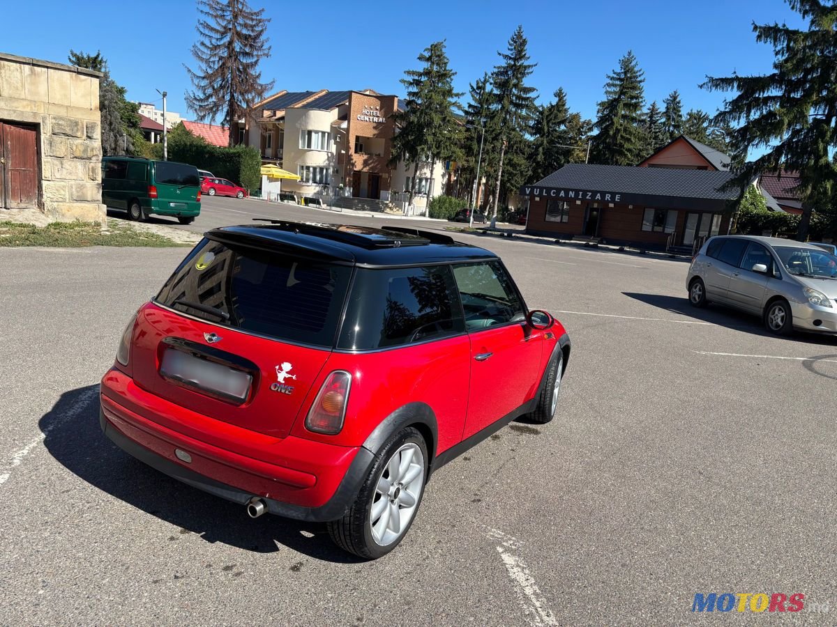 2001' MINI Cooper photo #4
