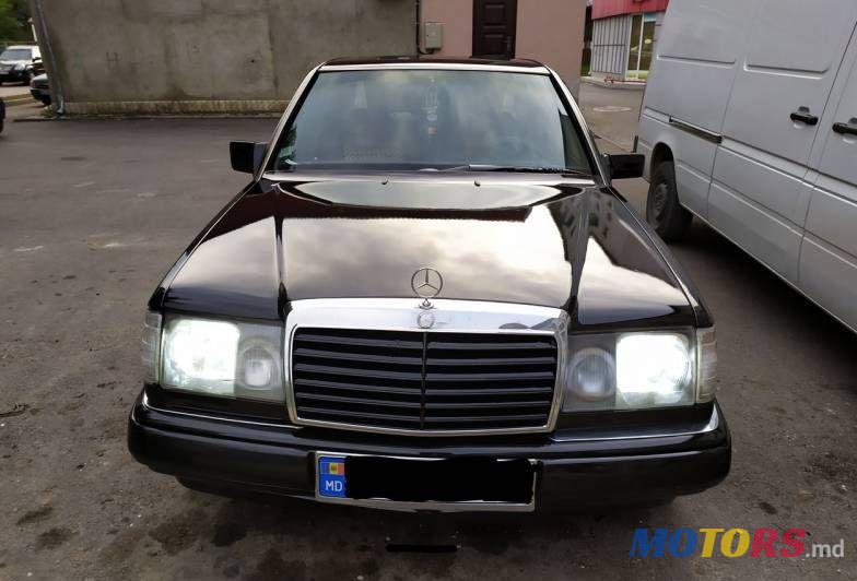 1992' Mercedes-Benz E photo #2