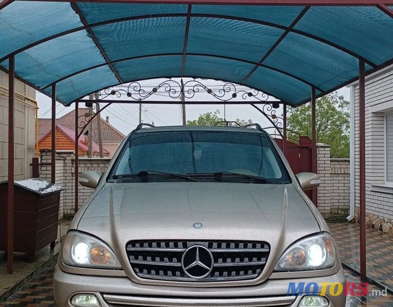 2003' Mercedes-Benz M Класс photo #1