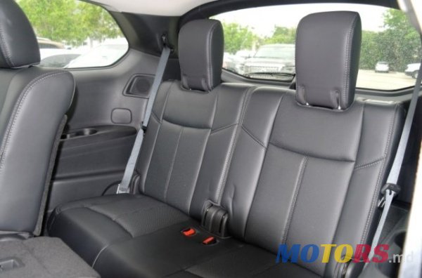 2017' Nissan Pathfinder platinum photo #5