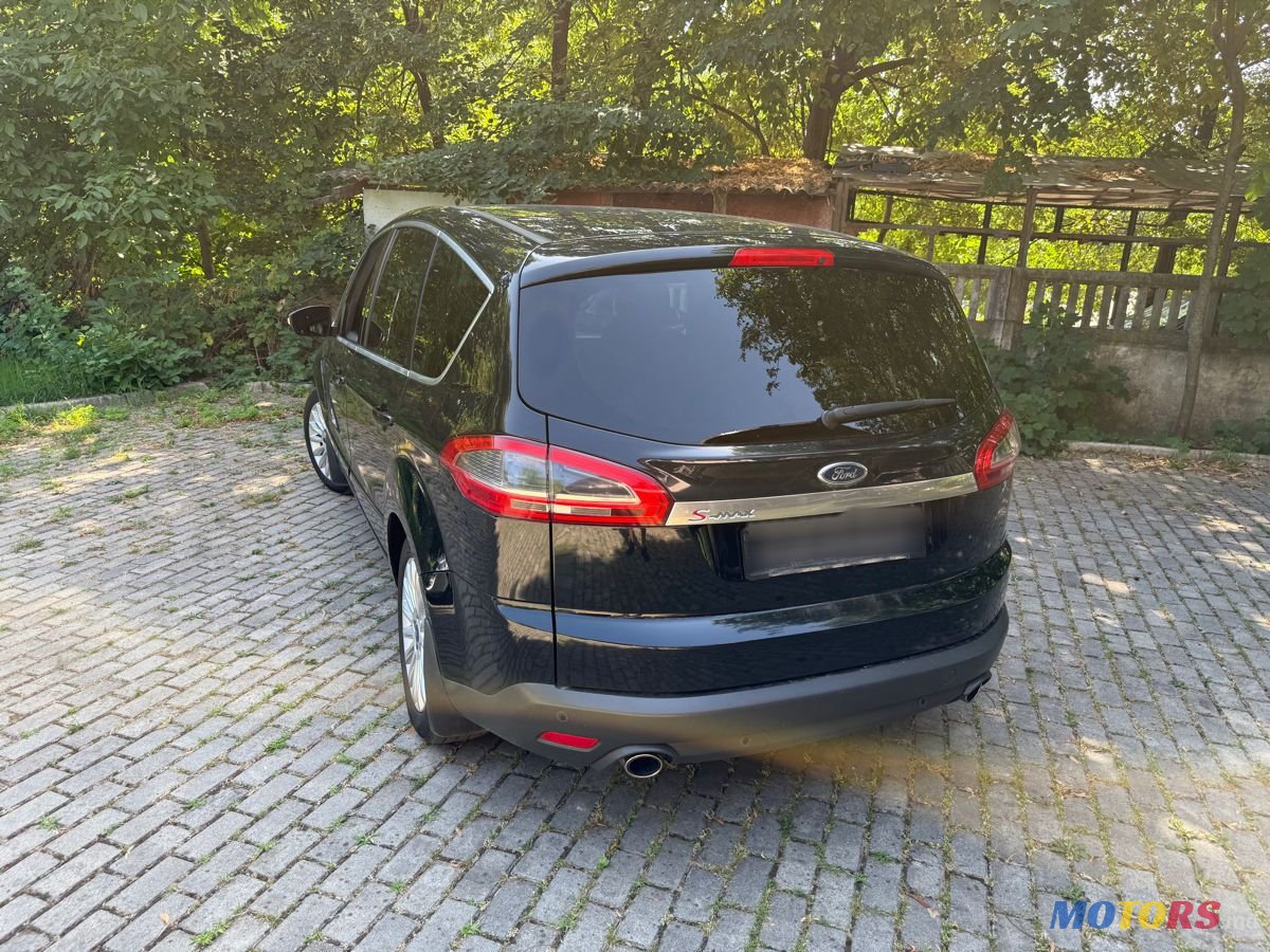 2011' Ford S-Max photo #5