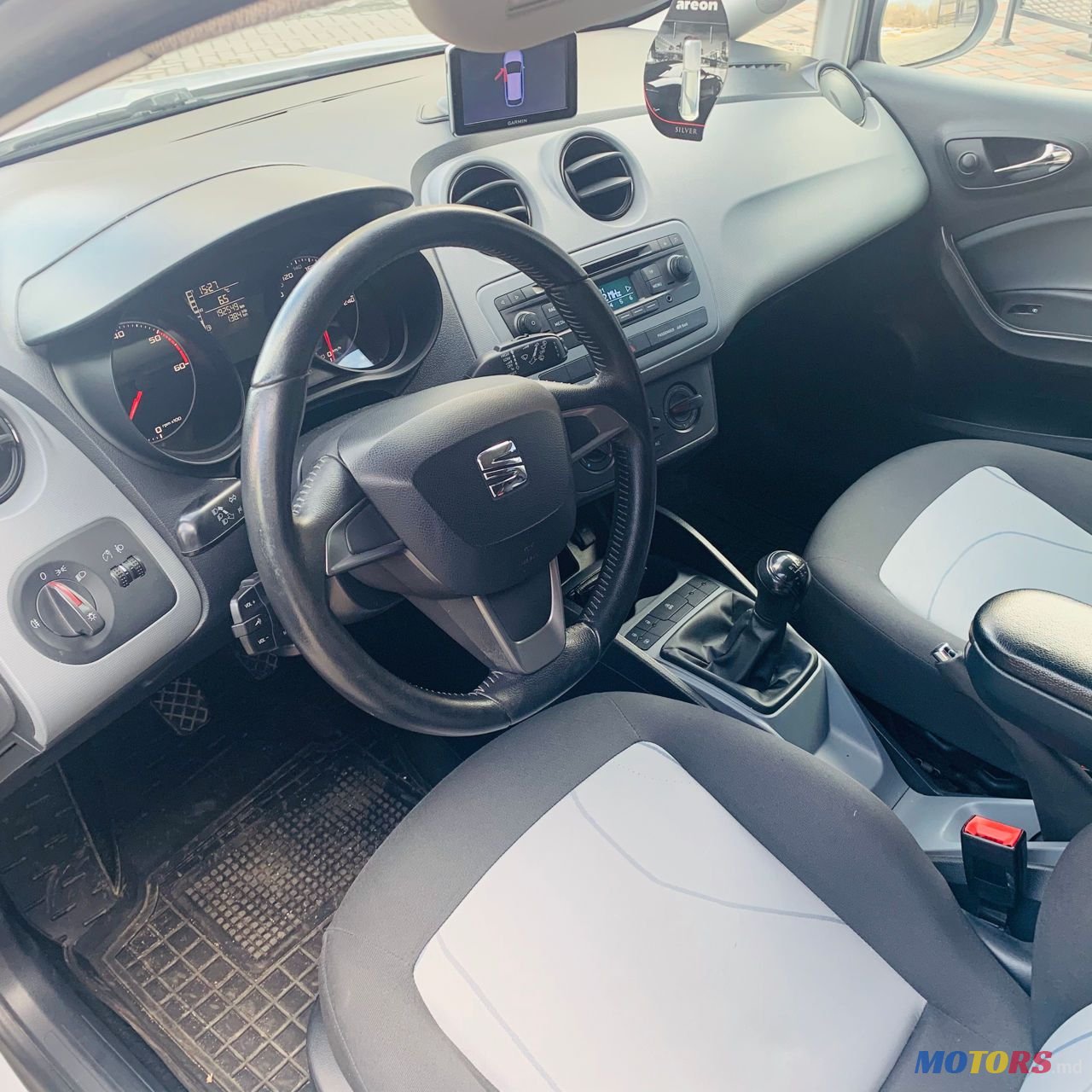 2014' SEAT Ibiza photo #6