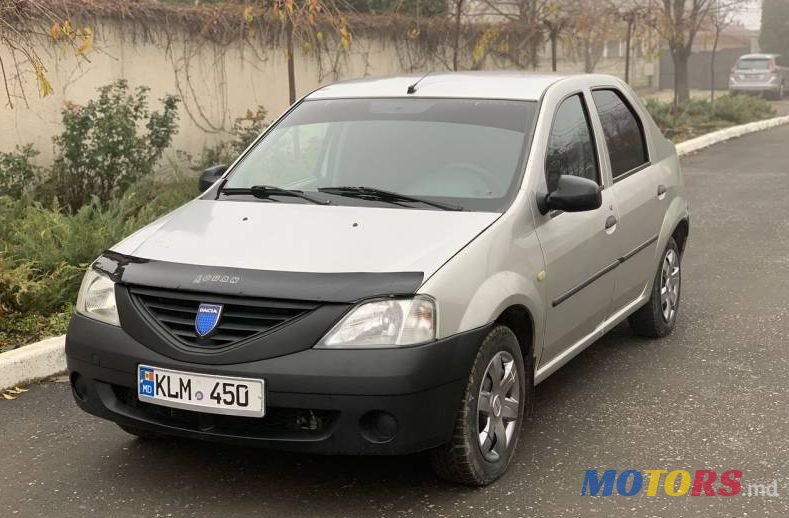 2005' Dacia Logan photo #2
