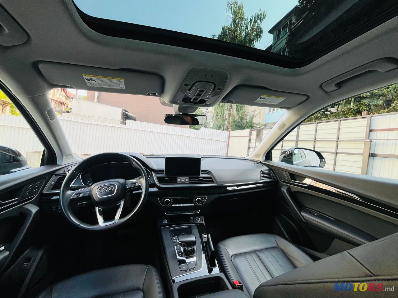 2019' Audi Q5 photo #5