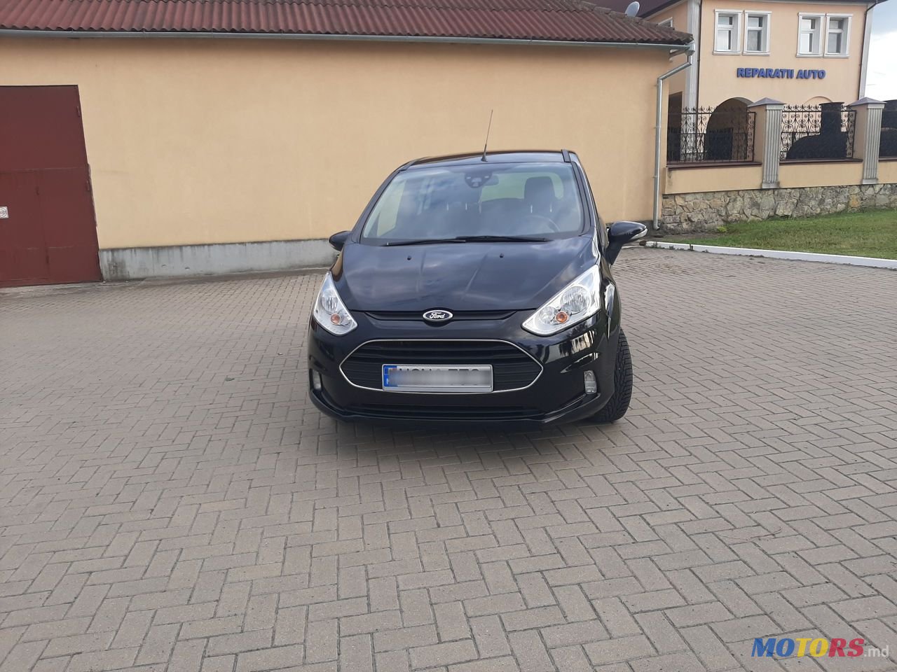 2015' Ford B-MAX photo #2