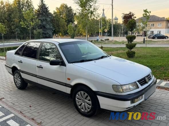 1992' Volkswagen Passat photo #5