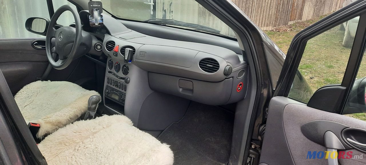 2001' Mercedes-Benz A Класс photo #3