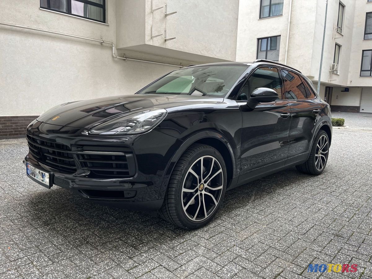 2018' Porsche Cayenne photo #3