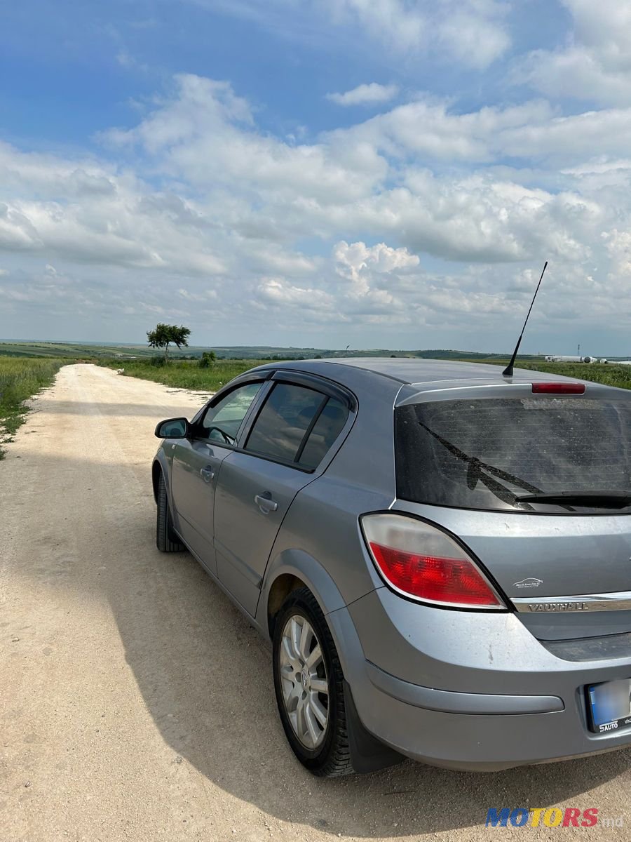 2006' Opel Astra photo #3