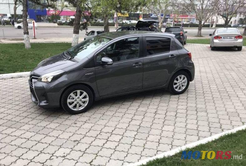 2015' Toyota Yaris photo #1