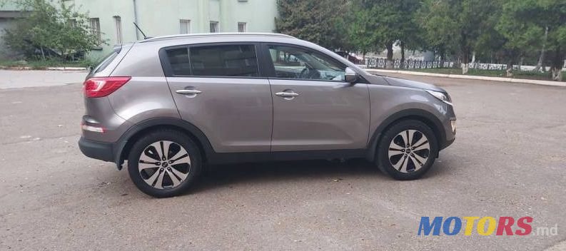 2011' Kia Sportage photo #3