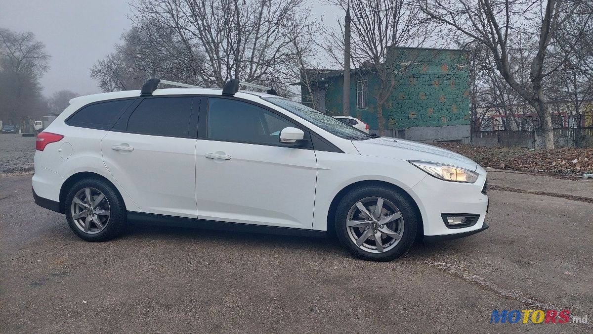 2016' Ford Focus photo #3