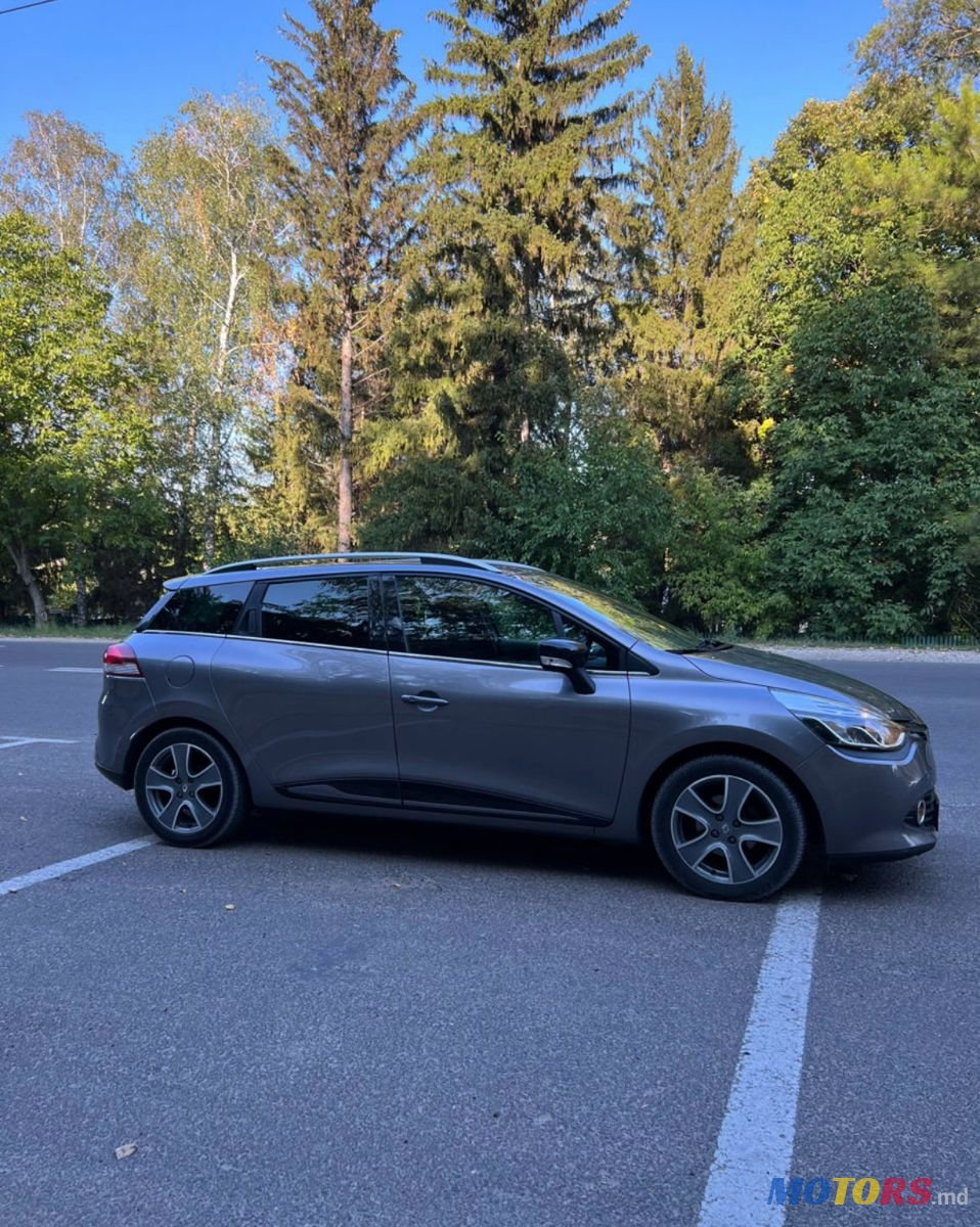 2014' Renault Clio photo #6