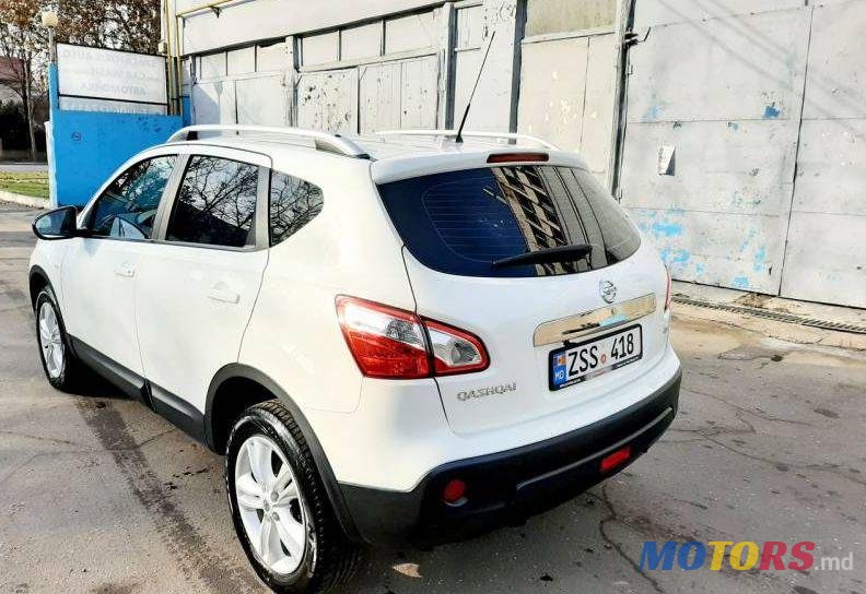 2012' Nissan Qashqai photo #1