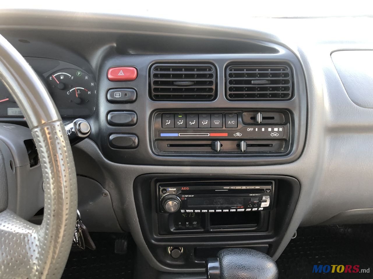 2002' Suzuki Grand Vitara photo #5