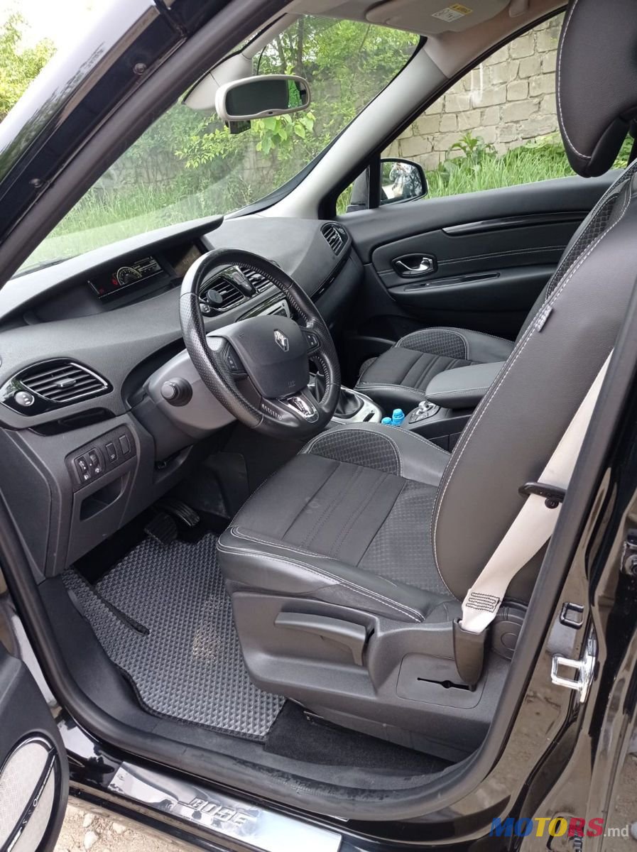 2016' Renault Grand Scenic photo #4