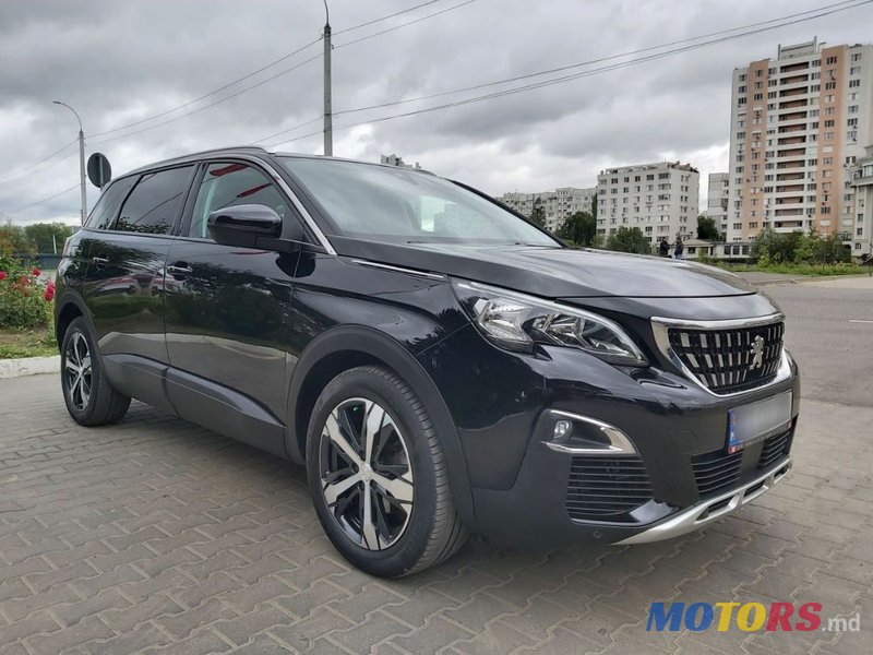 2019' Peugeot 5008 photo #5