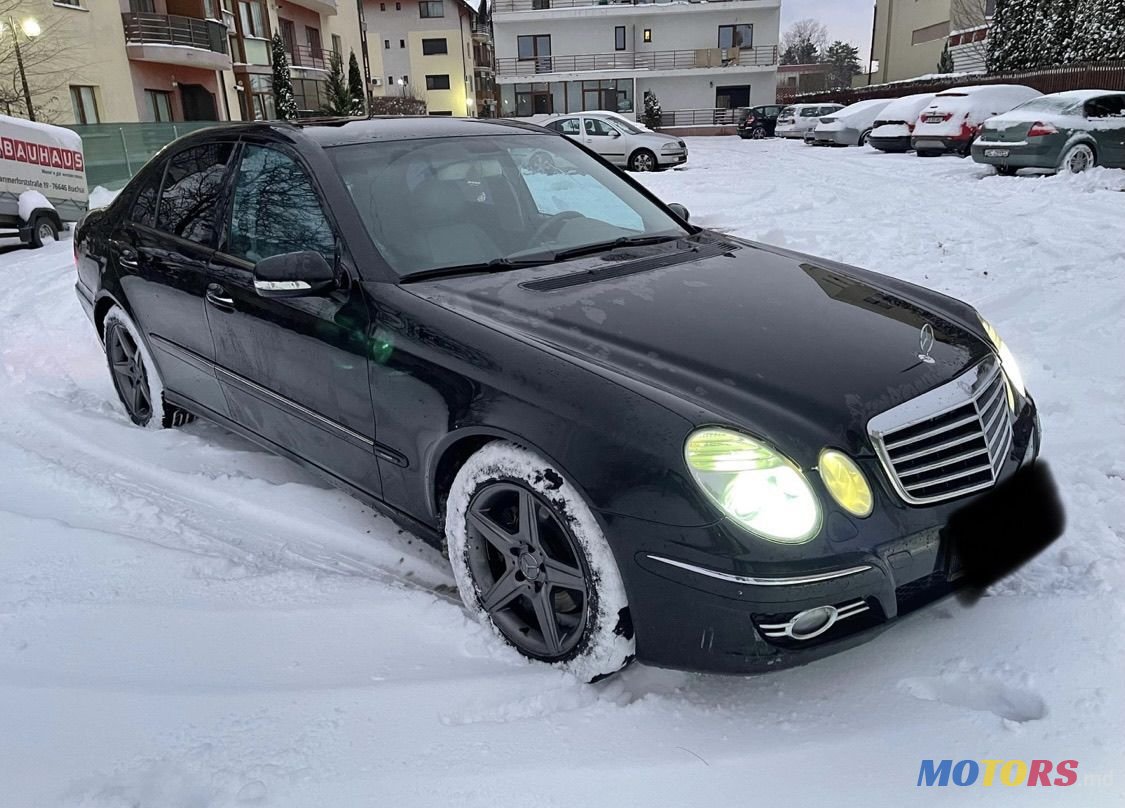 2007' Mercedes-Benz E Класс photo #1
