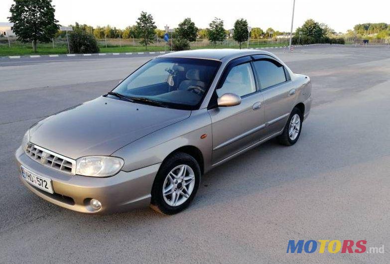 2002' Kia Spectra photo #1