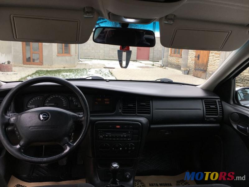 2008' Dacia Logan photo #3