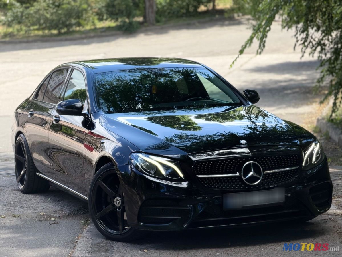 2018' Mercedes-Benz E-Class photo #2