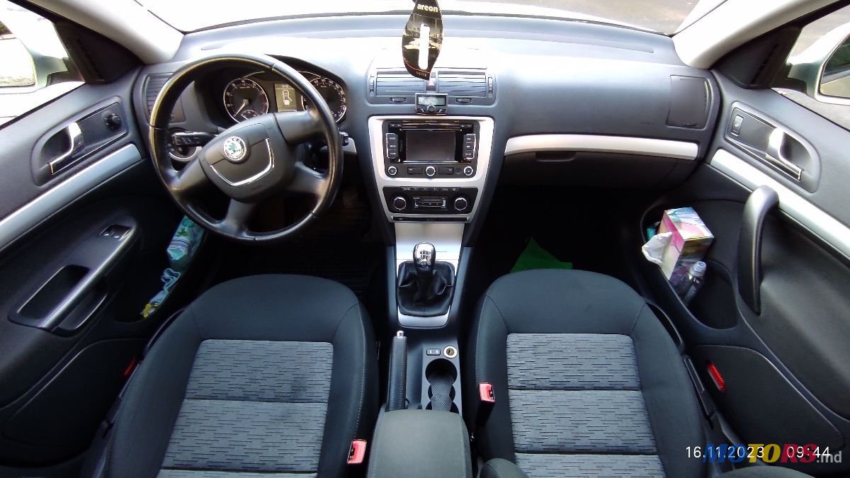 2010' Skoda Octavia photo #6