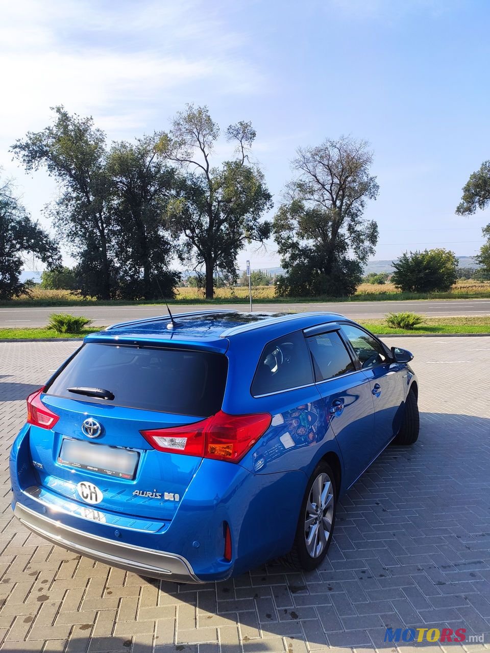 2014' Toyota Auris photo #4