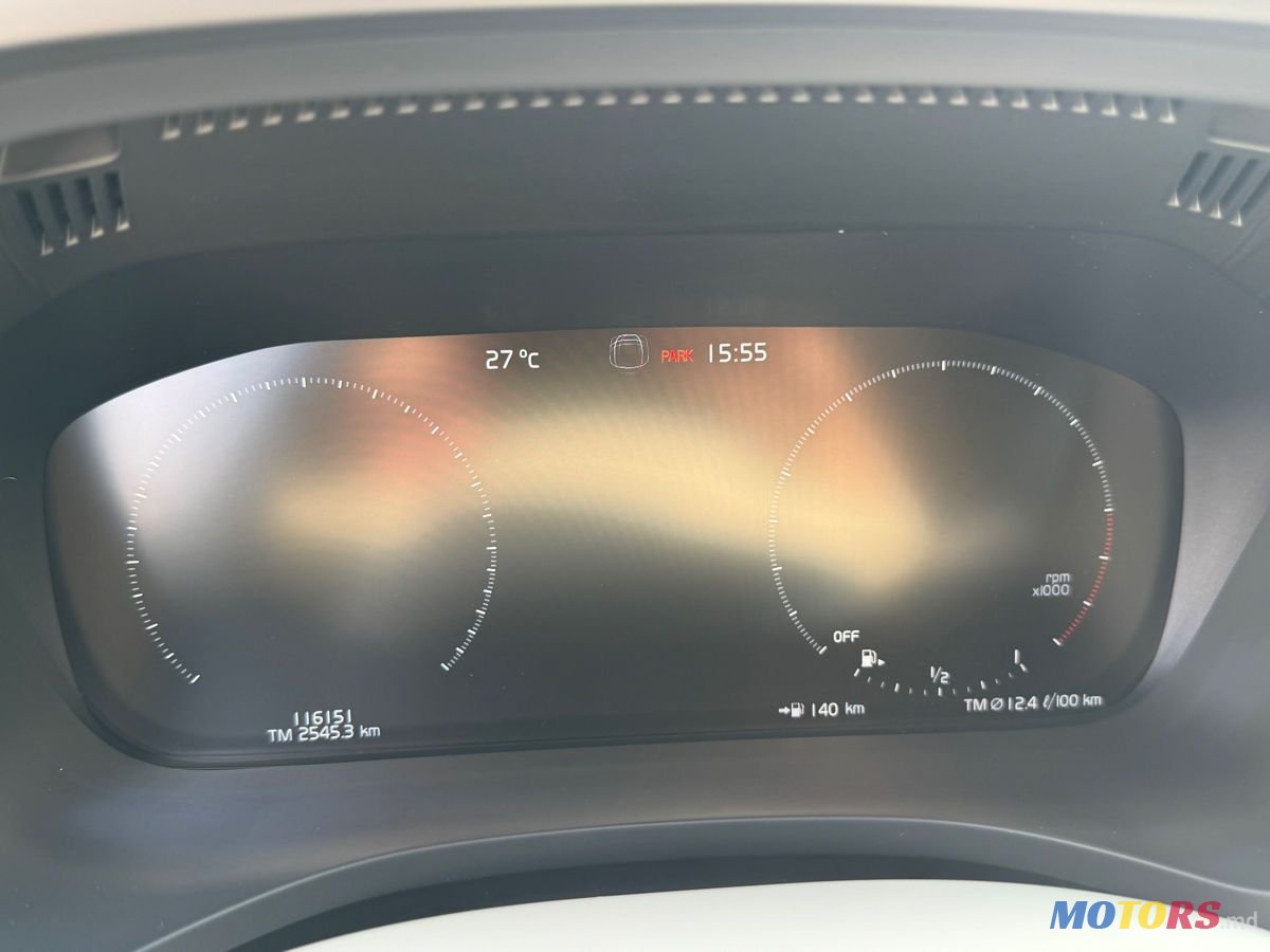 2019' Volvo XC60 photo #5