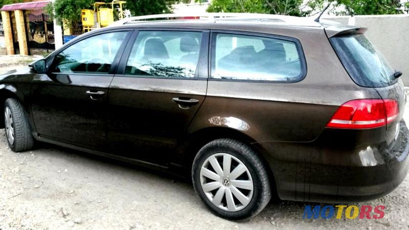 2013' Volkswagen Passat photo #6